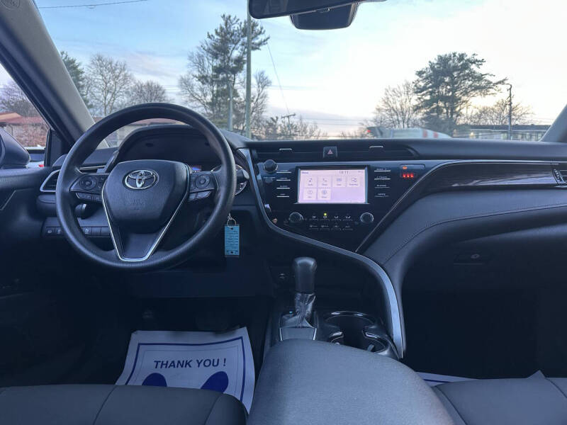 2019 Toyota Camry LE