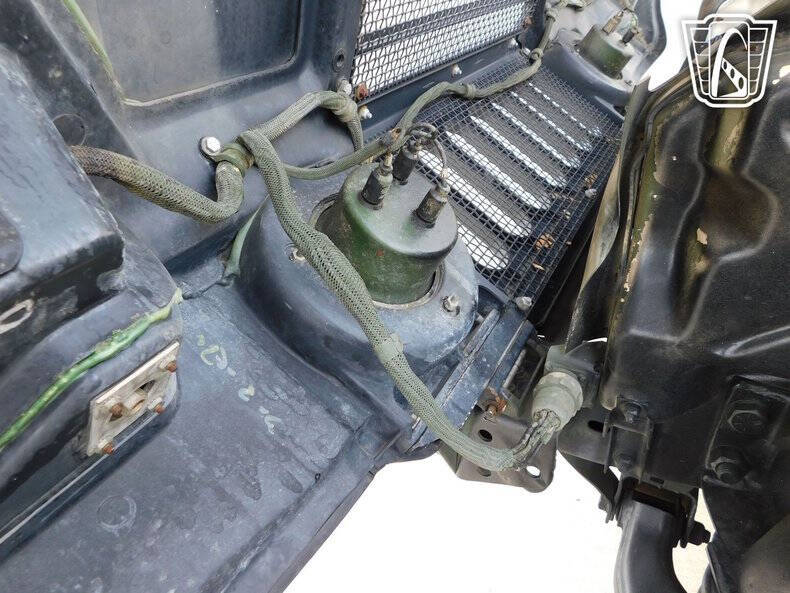 1991 AM General Hummer