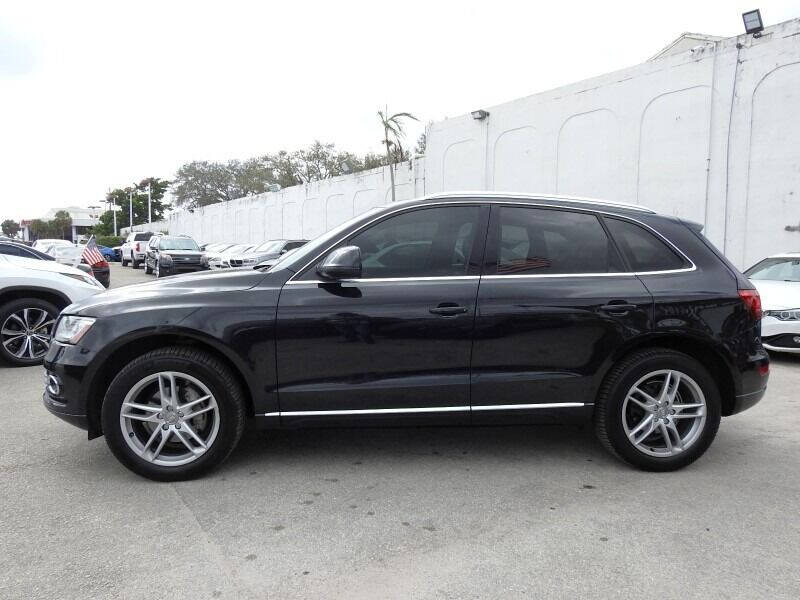 2014 Audi Q5 SUV - $14,900