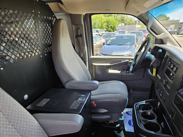 2016 Chevrolet Express 2500
