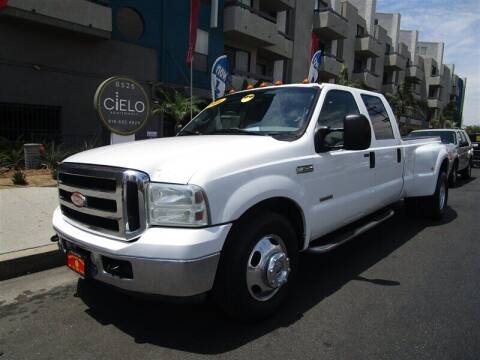 2006 Ford F-350 Super Duty for sale at HAPPY AUTO GROUP in Panorama City CA