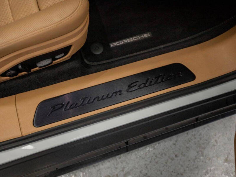 2023 Porsche Panamera
