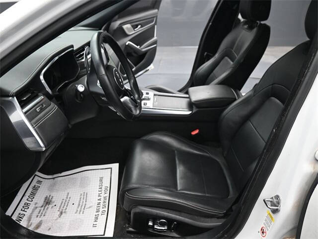 2022 Jaguar XF P300 R-Dynamic SE