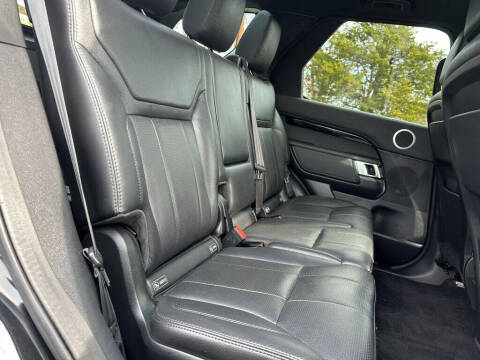 2020 Land Rover Discovery SE