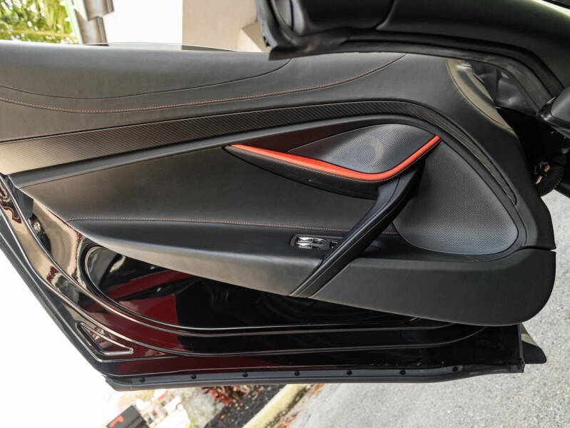2020 McLaren 720S Spider Performance