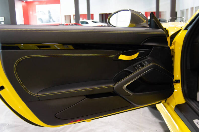 2020 Porsche 718 Cayman