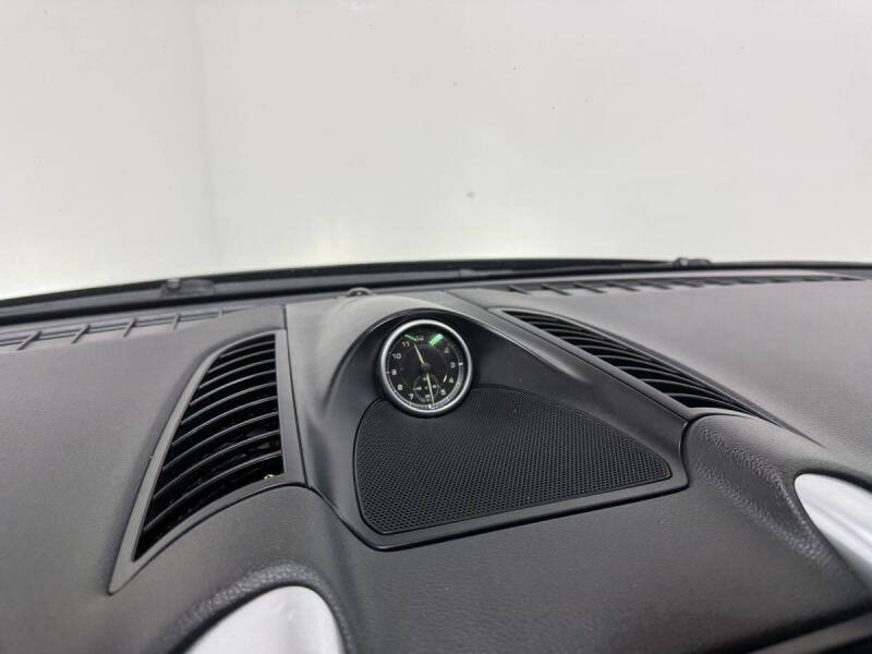 2016 Porsche Cayenne S E-Hybrid