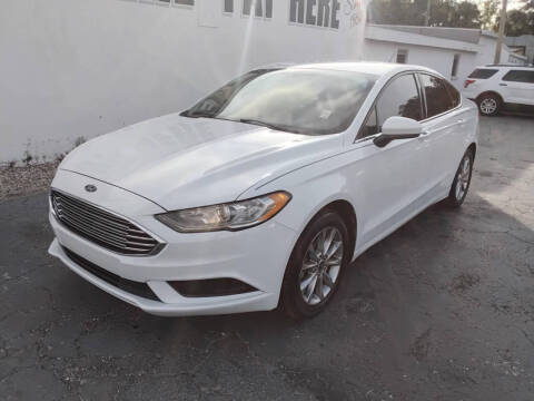2017 Ford Fusion SE