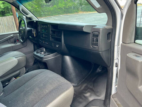 2020 Chevrolet Express 2500