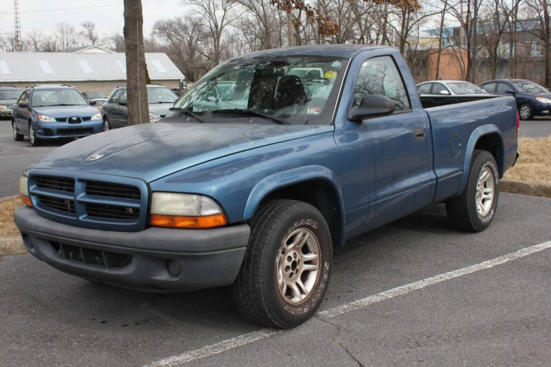 2003 Dodge Dakota for sale at Auto Bahn Motors in Winchester VA