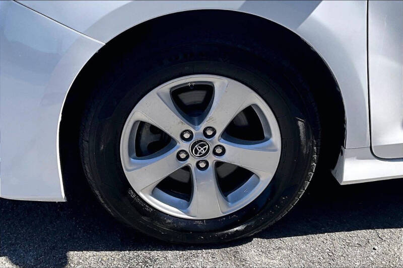 2021 Toyota Sienna LE 8-Passenger