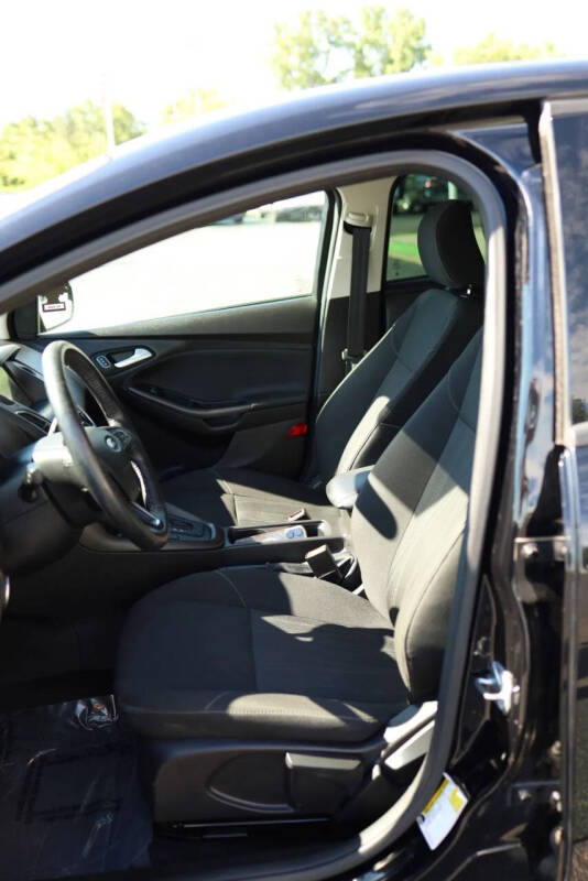 2017 Ford Focus SEL