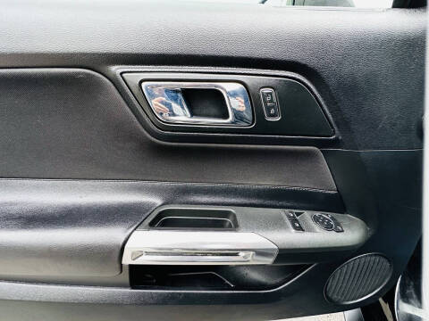 2017 Ford Mustang EcoBoost