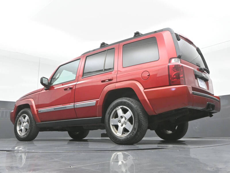 2010 Jeep Commander Sport
