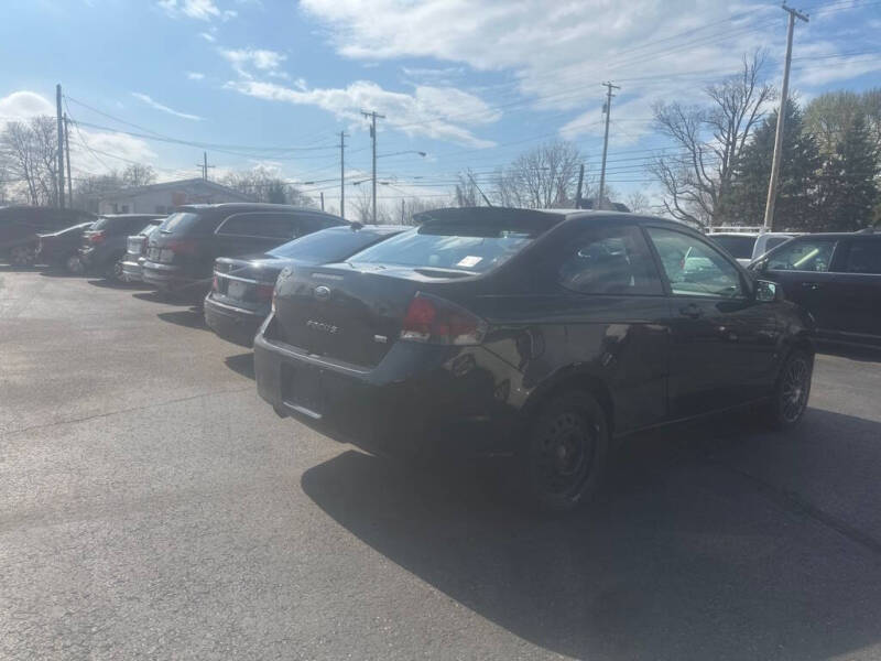 2010 Ford Focus SES