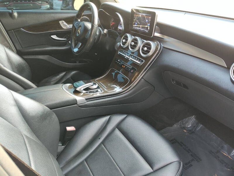 2017 Mercedes-Benz GLC GLC 300