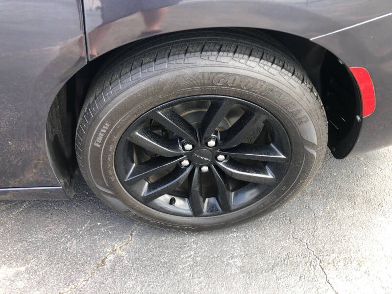 2019 Dodge Charger SXT