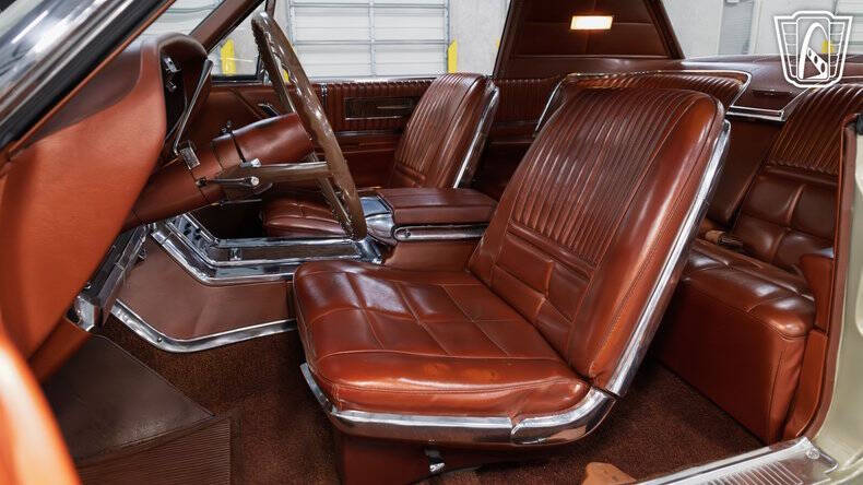 1966 Ford Thunderbird