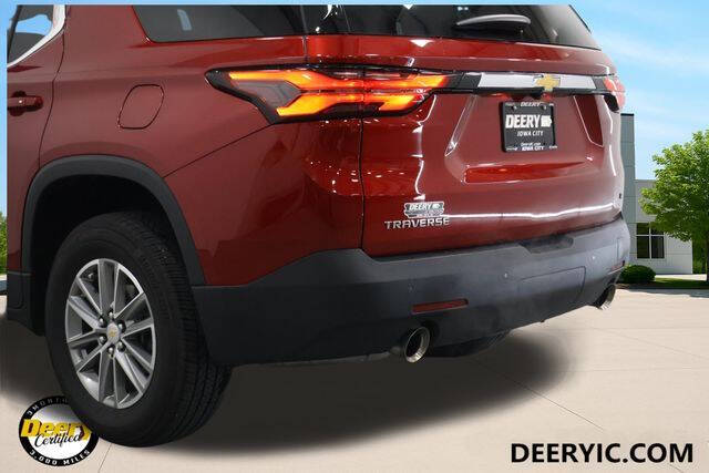 2023 Chevrolet Traverse LT Cloth