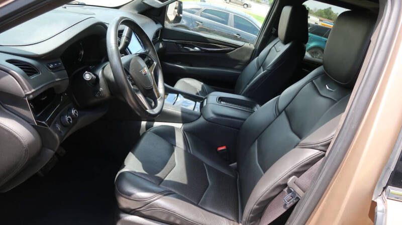 2020 Cadillac Escalade Platinum