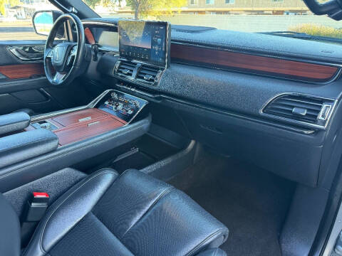 2024 Lincoln Navigator L Premiere