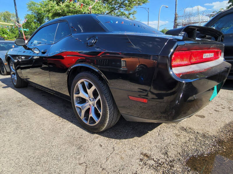 2014 Dodge Challenger R/T Plus