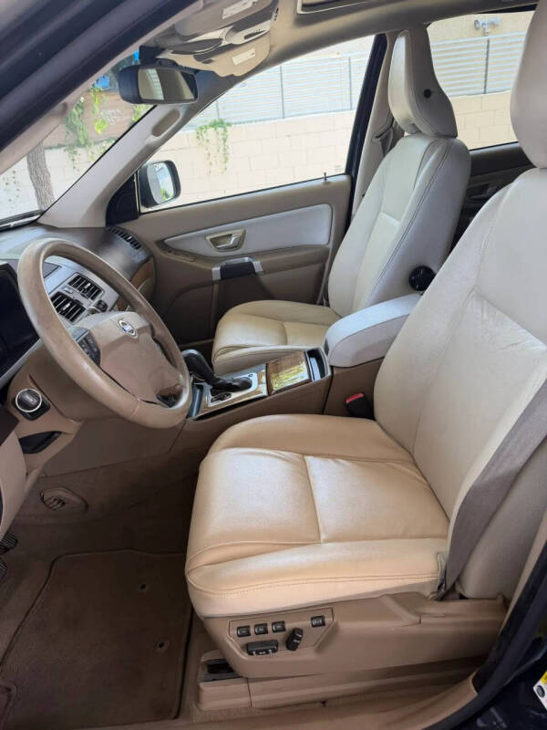 2011 Volvo XC90 3.2