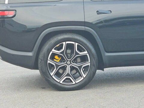 2023 Rivian R1S Adventure