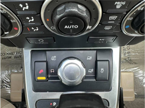 2011 Land Rover LR2