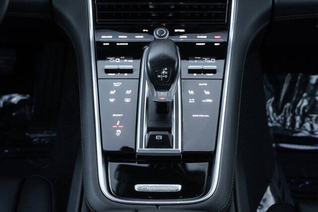 2023 Porsche Panamera 4