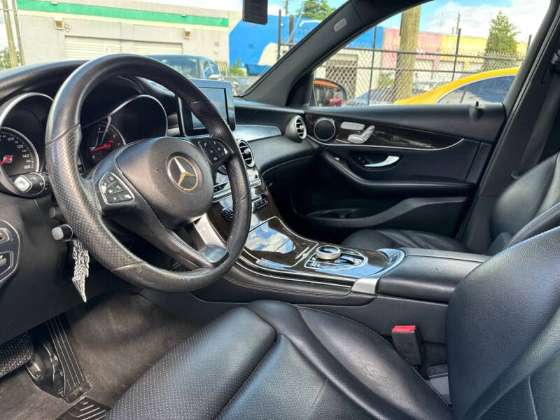 2018 Mercedes-Benz GLC GLC 300 4MATIC