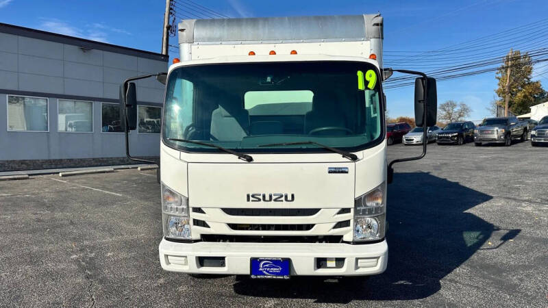 2020 Isuzu NRR