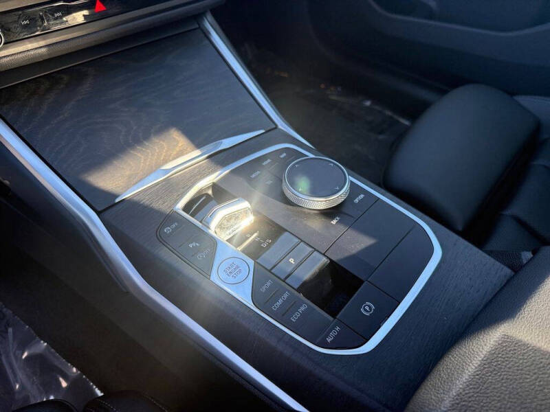 2023 BMW 3 Series 330i xDrive