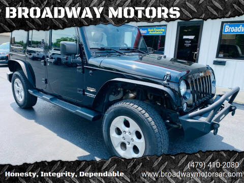 2015 Jeep Wrangler Unlimited for sale at BROADWAY MOTORS in Van Buren AR