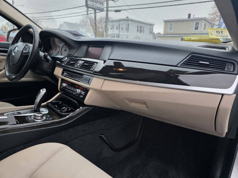 2011 BMW 5 Series 535i xDrive