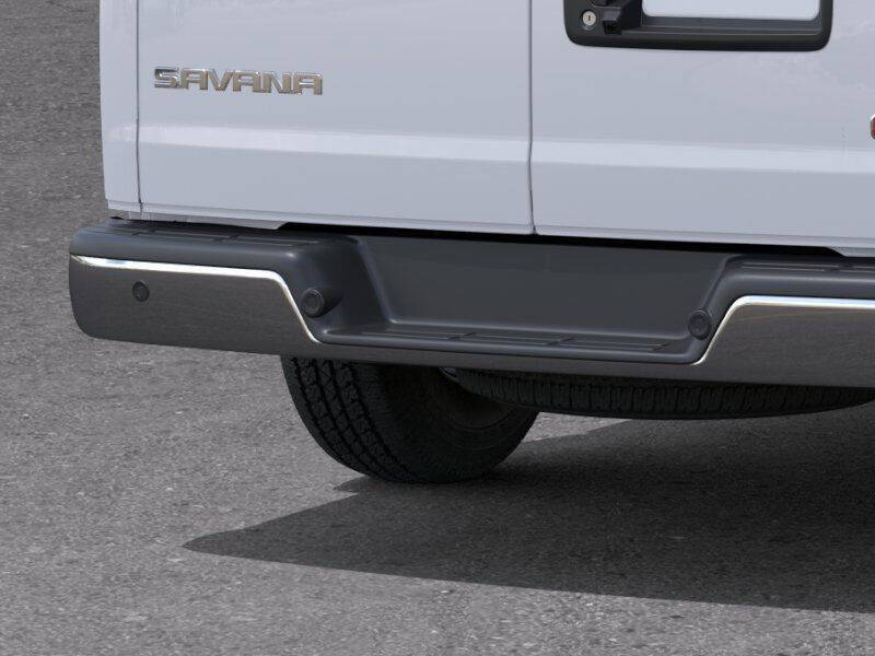 2026 GMC Savana 2500