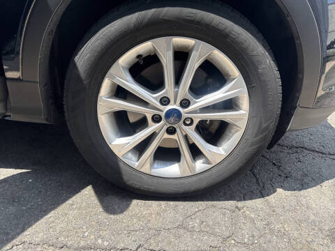 2019 Ford Escape SEL