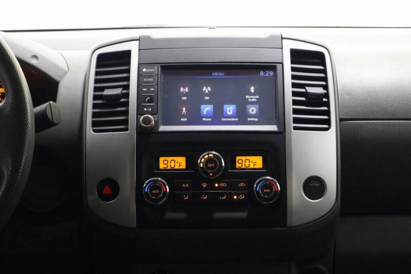 2021 Nissan Frontier SV