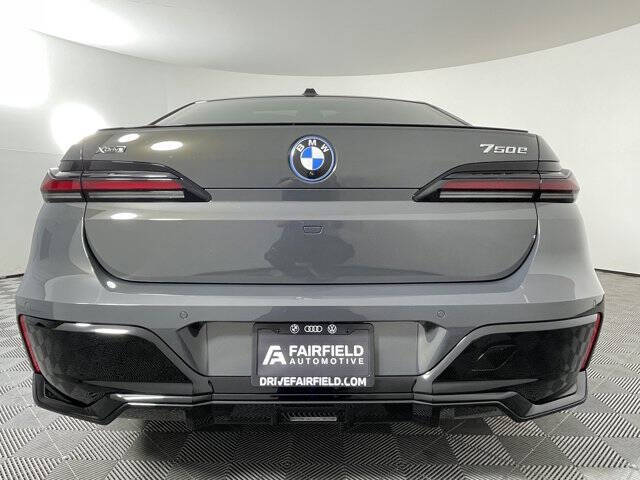 2026 BMW 7 Series 750e xDrive