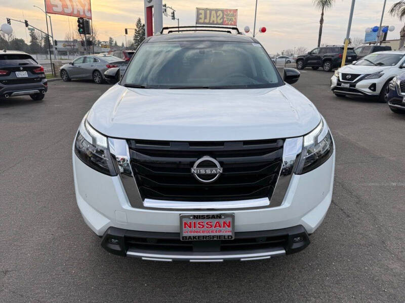 2025 Nissan Pathfinder Platinum