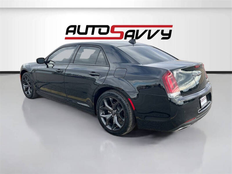 2022 Chrysler 300 S V6