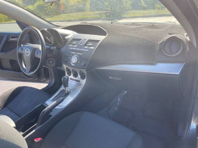 2010 Mazda MAZDA3 i Touring