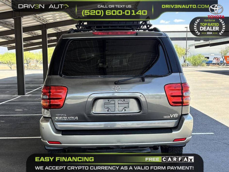 2004 Toyota Sequoia SR5