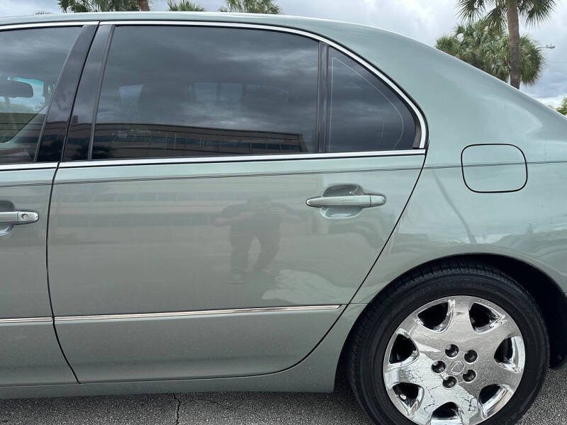 2003 Lexus LS 430