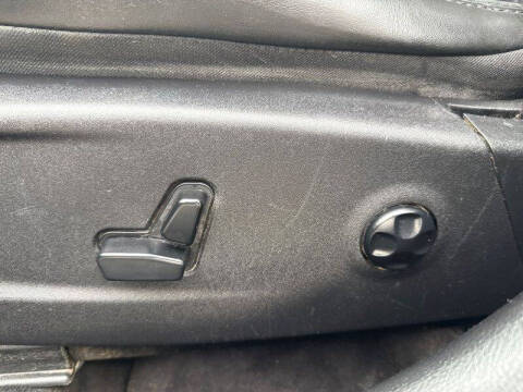 2017 Chrysler 300 Limited
