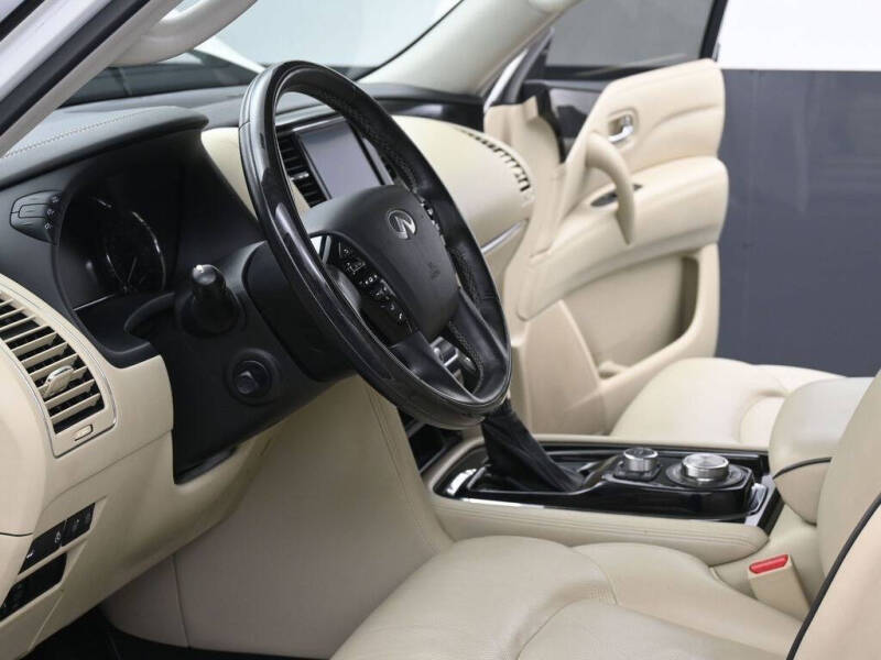 2020 Infiniti QX80 Luxe