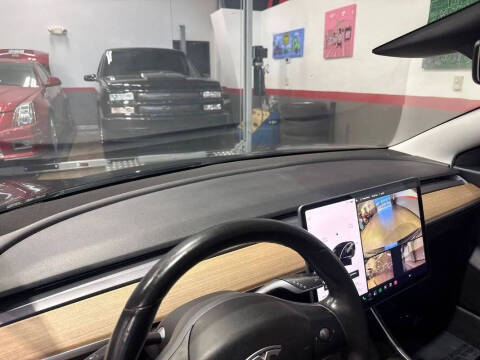 2018 Tesla Model 3 Performance
