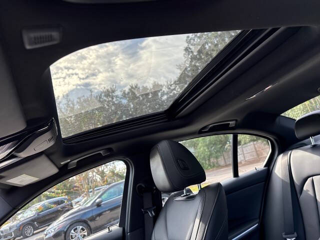 2024 BMW 3 Series 330i