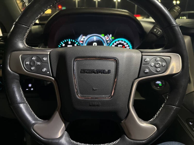 2020 GMC Yukon Denali