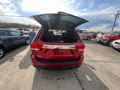 2011 Jeep Grand Cherokee Laredo